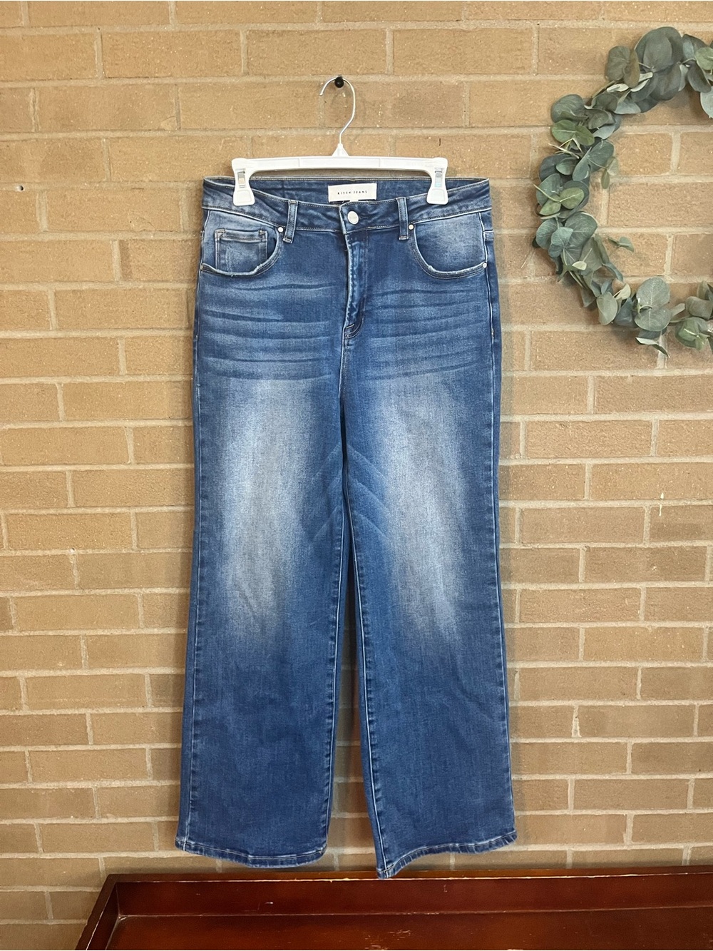 High-Rise Straight Leg Jeans in Faded Blue - Unknown Brand